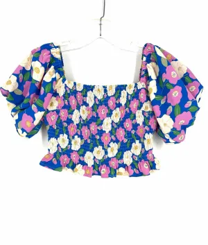Altar'd State Größe S Blau/Creme Blumen-Smocked-Top Kurzarm