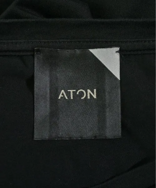 ATON T-Shirts/Oberteile