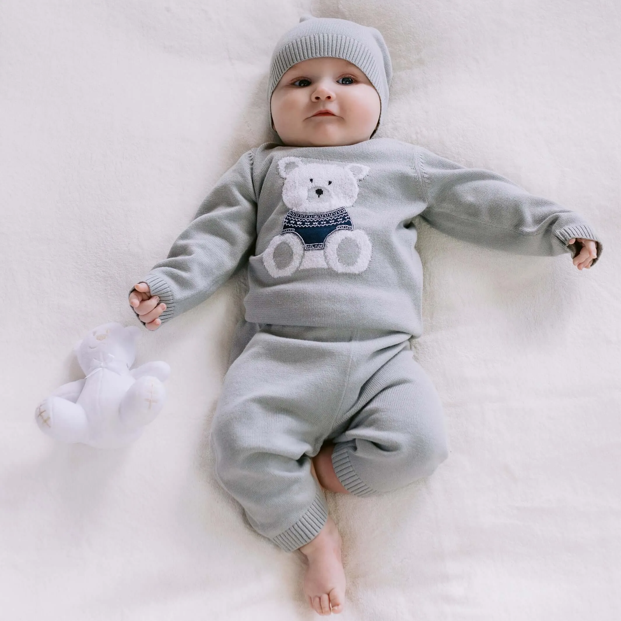 Grauer Strick-Set Enzo für Babyjungen