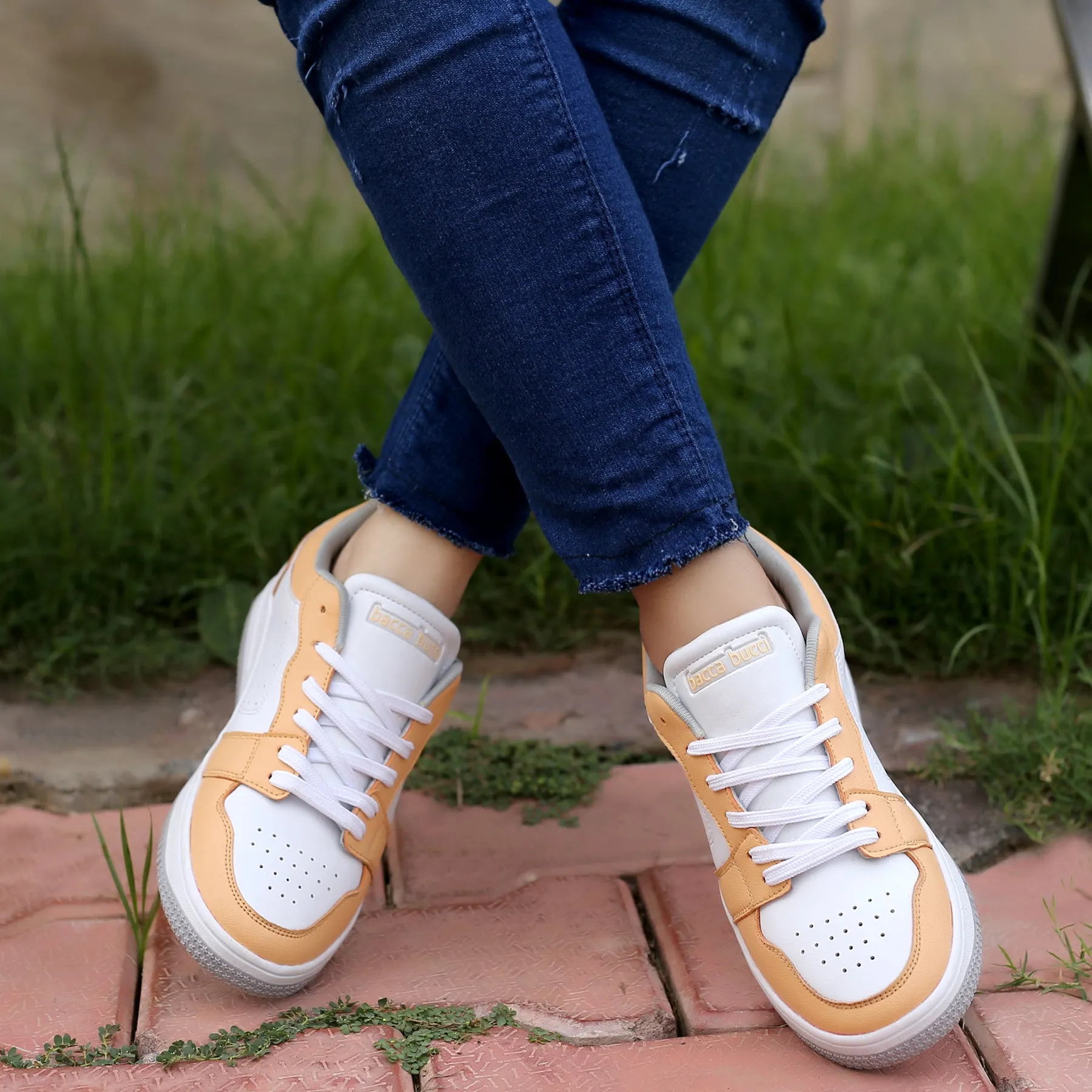 Bacca Bucci SOPHIA Flache Sneaker mit niedrigem Schaft für Damen