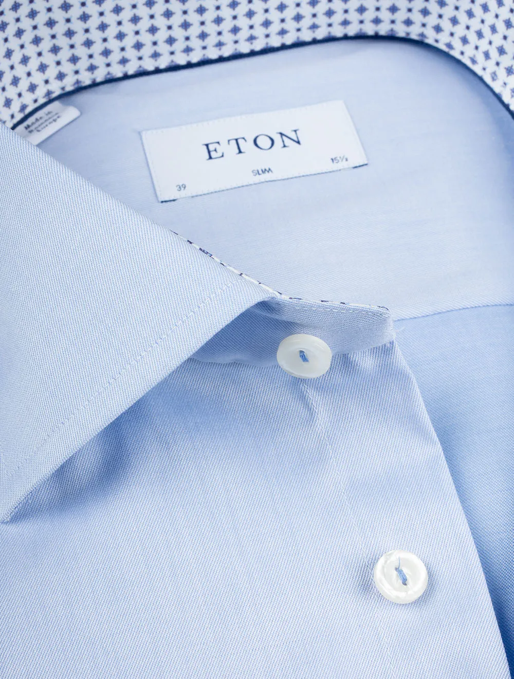 Blaues Einfarbiges Hemd mit Einlage in Slim Fit