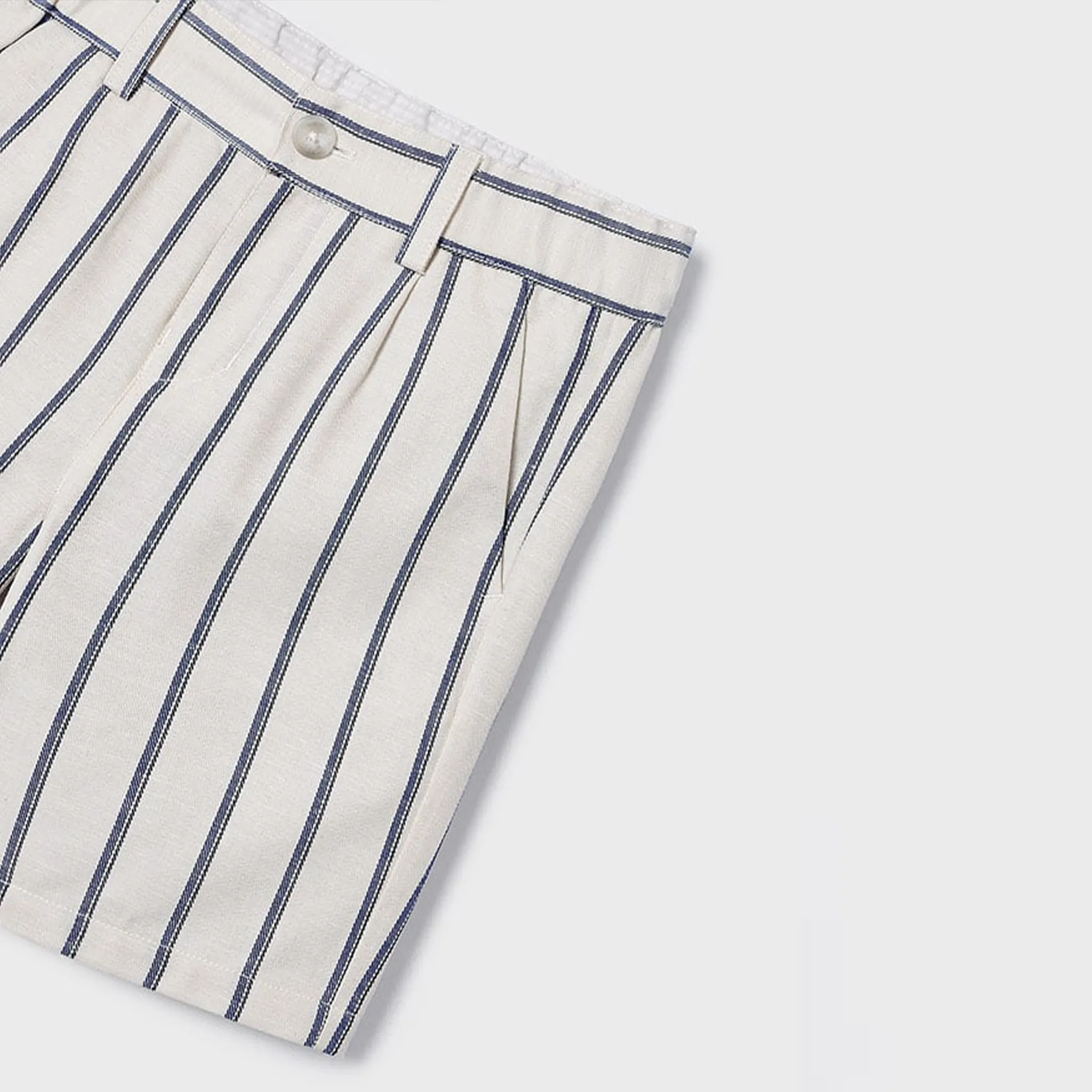 Jungen gestreifter Leinenhemd und Shorts Set