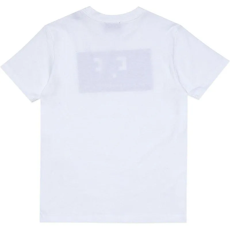 Jungen T-Shirt mit weißem Aufnäher-Logo