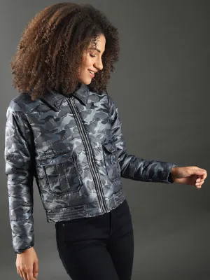 Campus Sutra Damen Tarnung Stilvolle Casual Bomberjacke