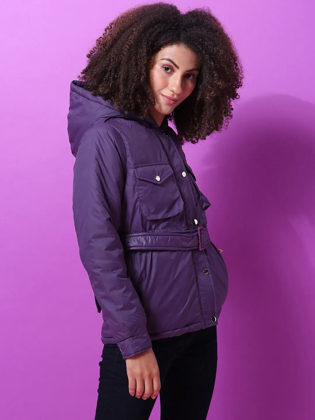 Campus Sutra Damen Solide Stilvolle Casual Bomberjacke
