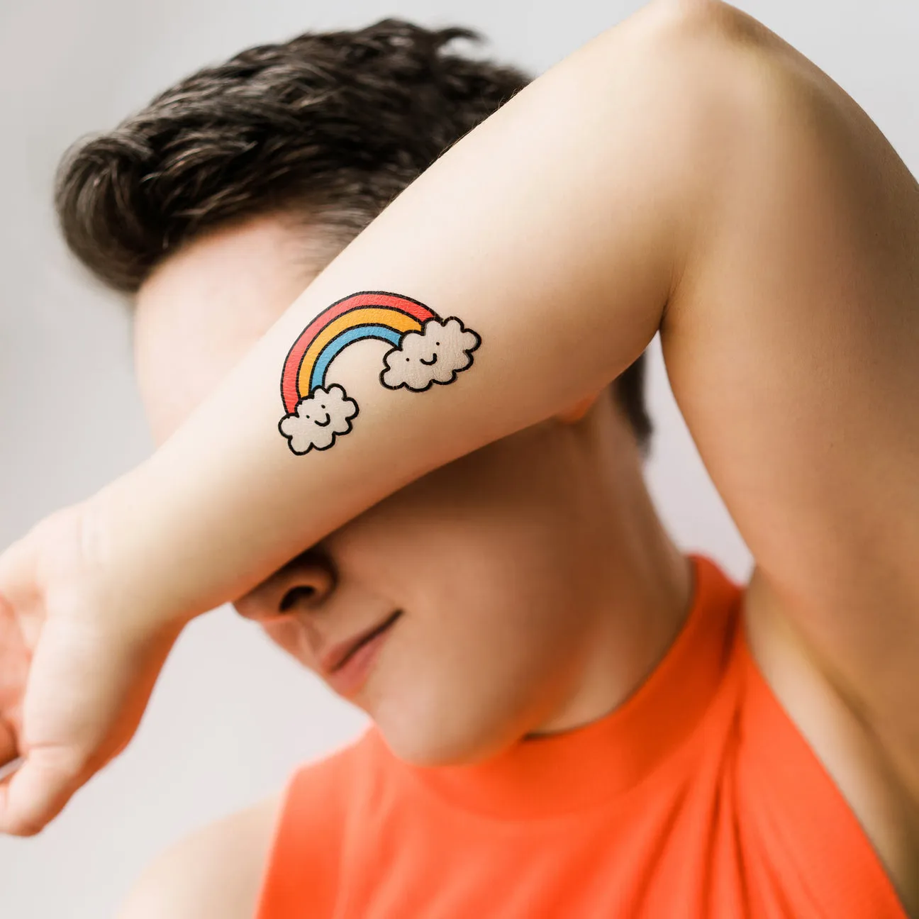 Fröhliche Regenbogen-Tattoos - Set mit 2 von Tattly