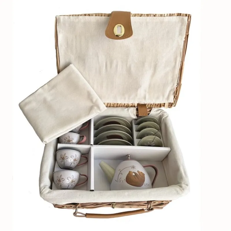 Forest Tin Teeset im Weidenkorb