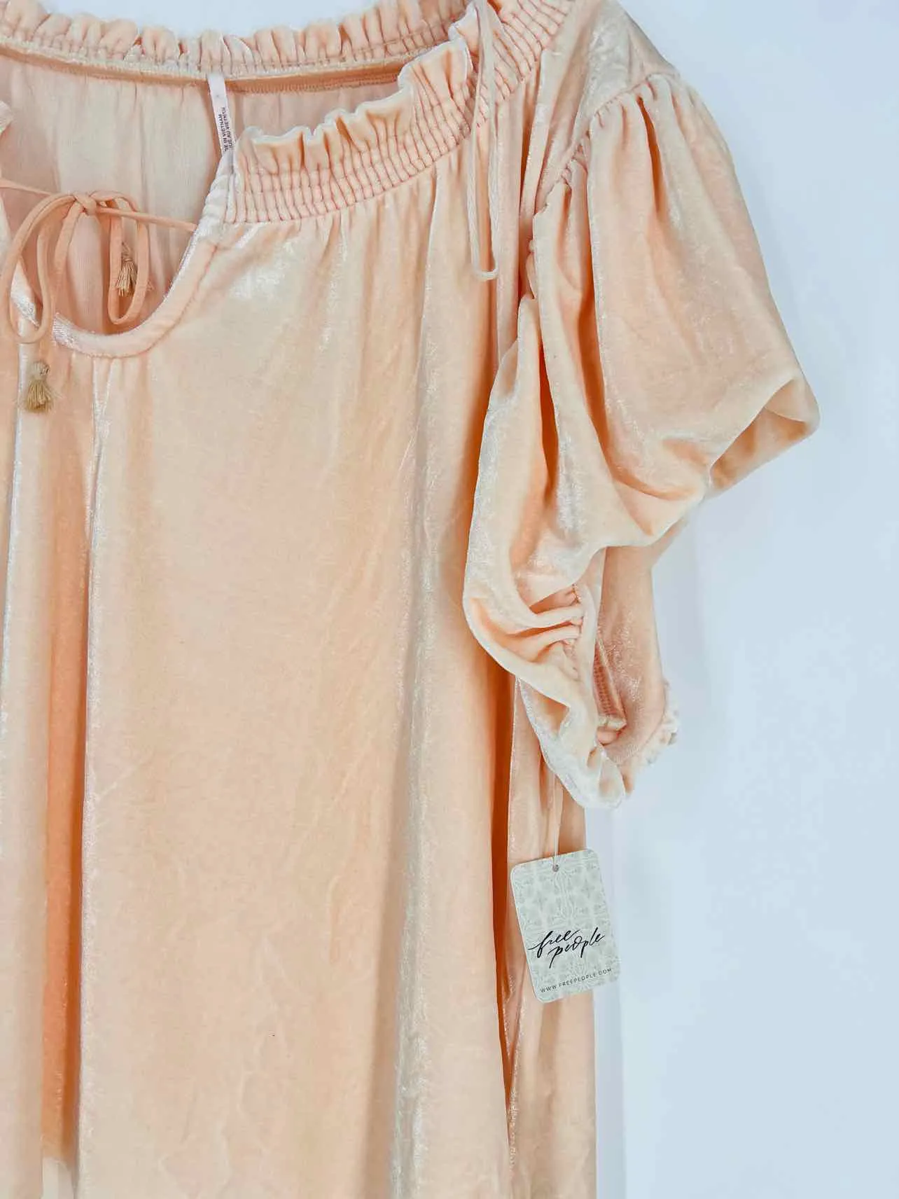 Free People Größe L Hellrosa Velours NEU Tops Top-Kurzarm
