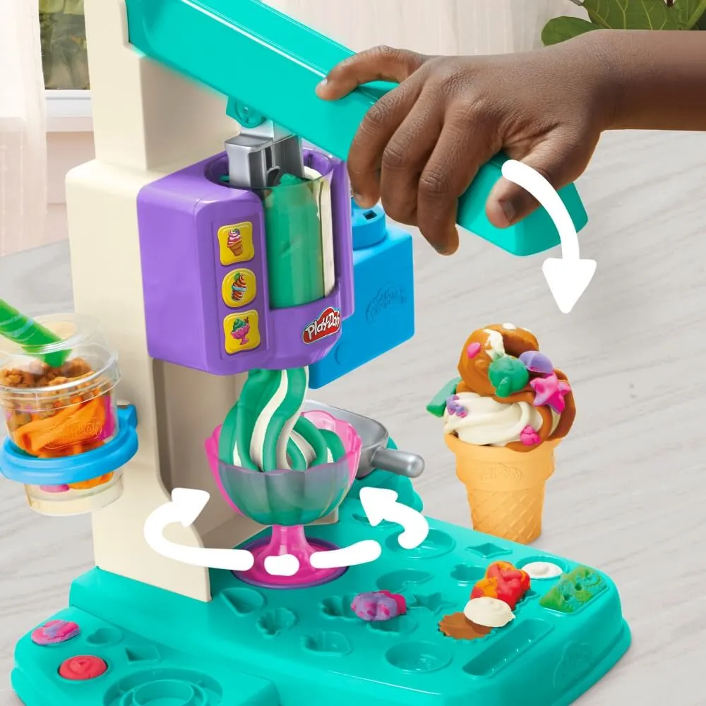 Hasbro Toys Play-Doh Regenbogen-Schwirl-Eiscreme-Spielset