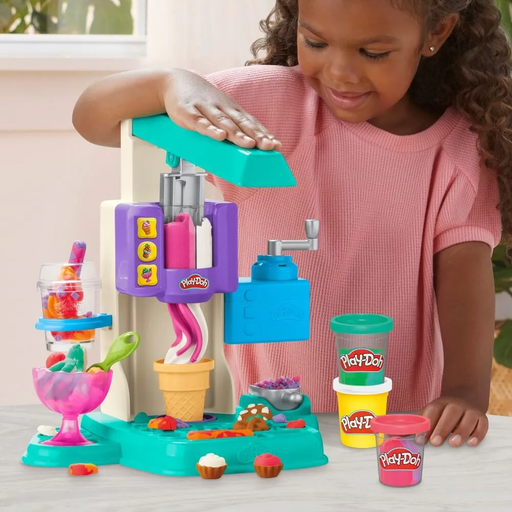 Hasbro Toys Play-Doh Regenbogen-Schwirl-Eiscreme-Spielset