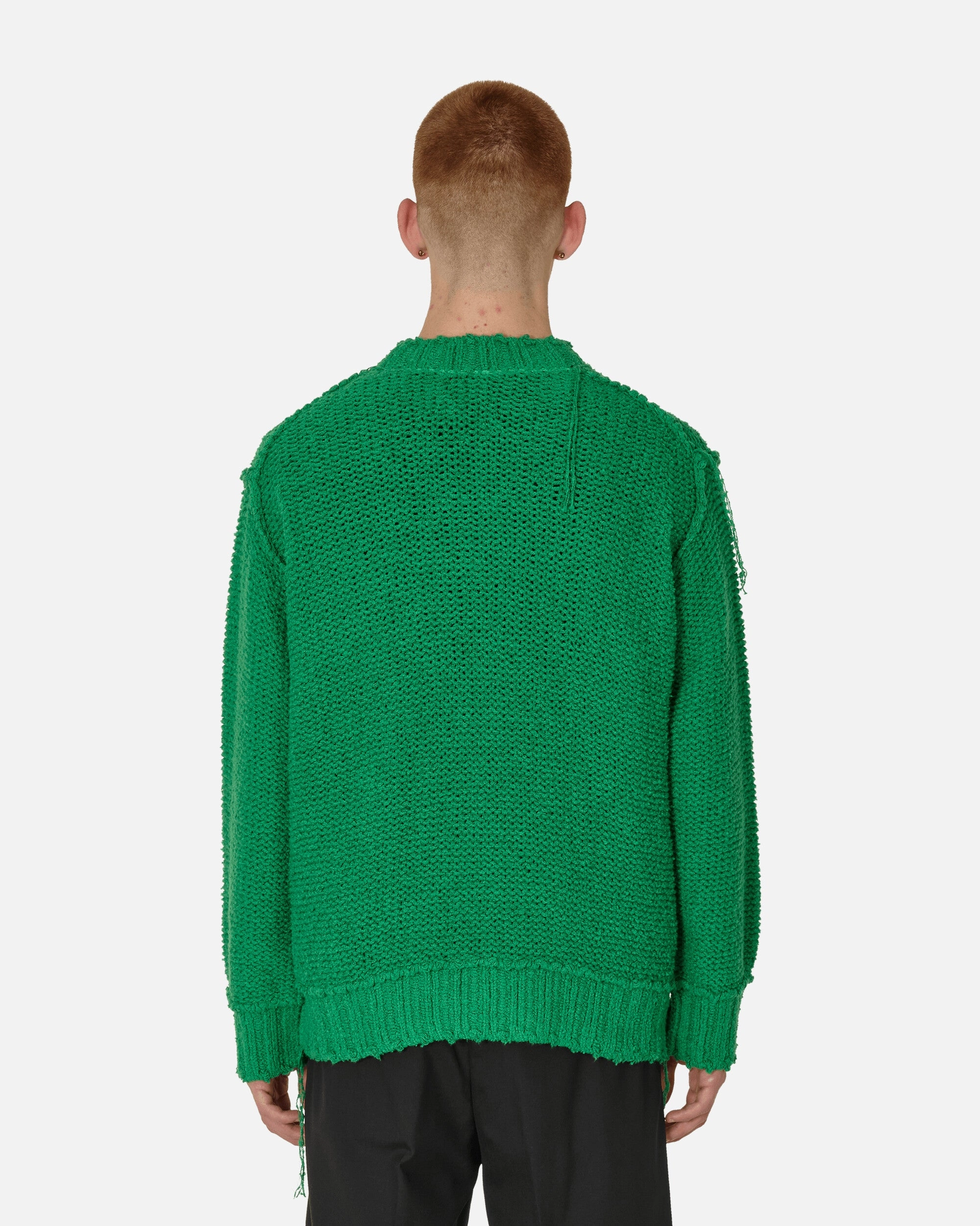 Gestrickter Pullover Grün