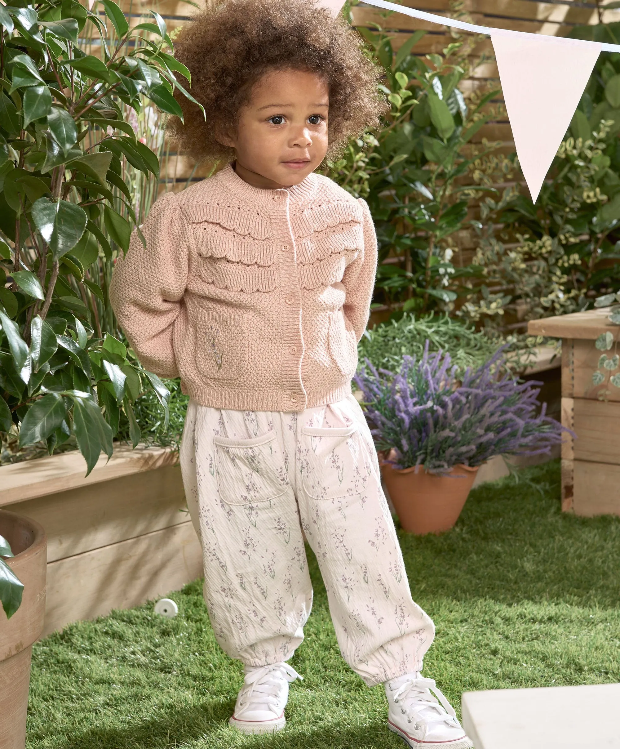 Lavendel bedruckter Übergrößen-Overall für Babys und Kinder von Mamas & Papas