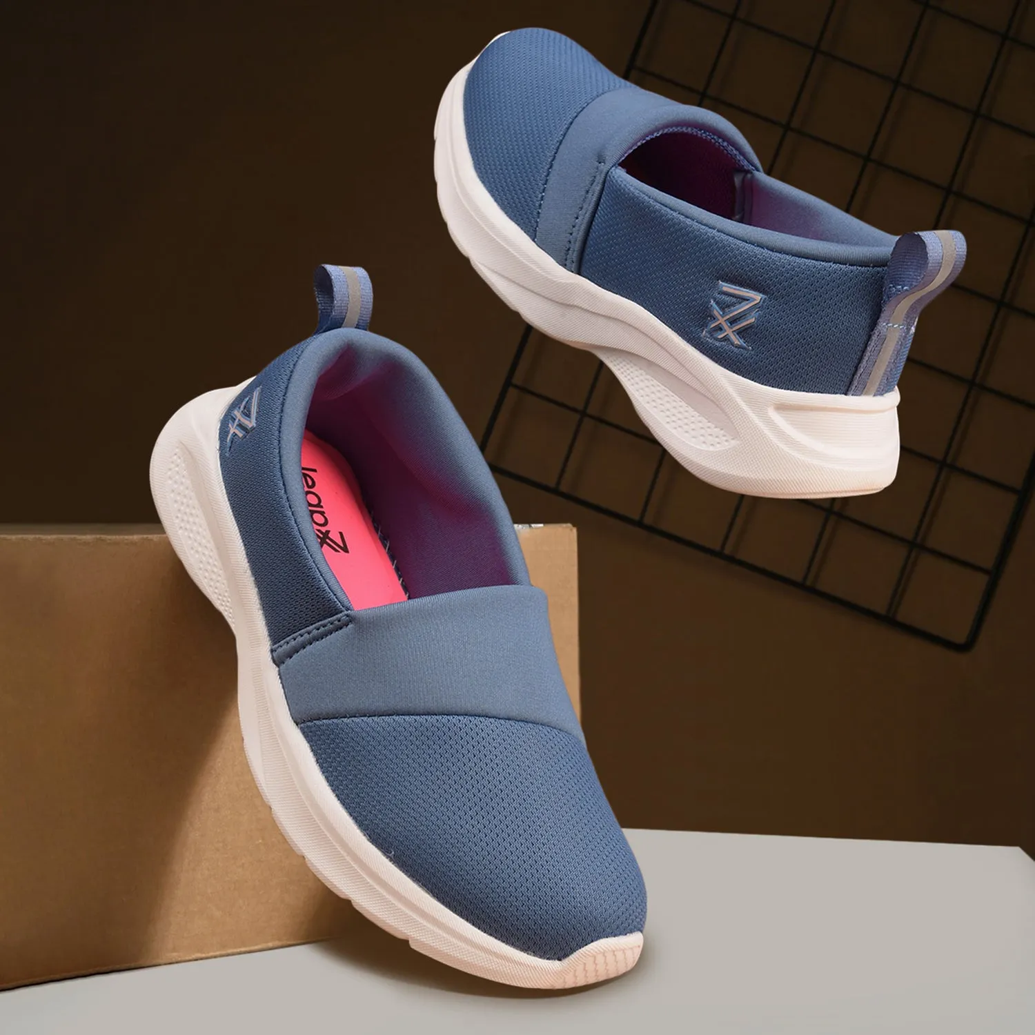 Leap7x Blaue Freizeitschuhe ohne Schnürung für Damen TRINCY von Liberty