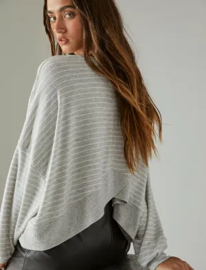 Lucky Brand Cloud Jersey Top mit sichtbaren Nähten in Heather-Streifen