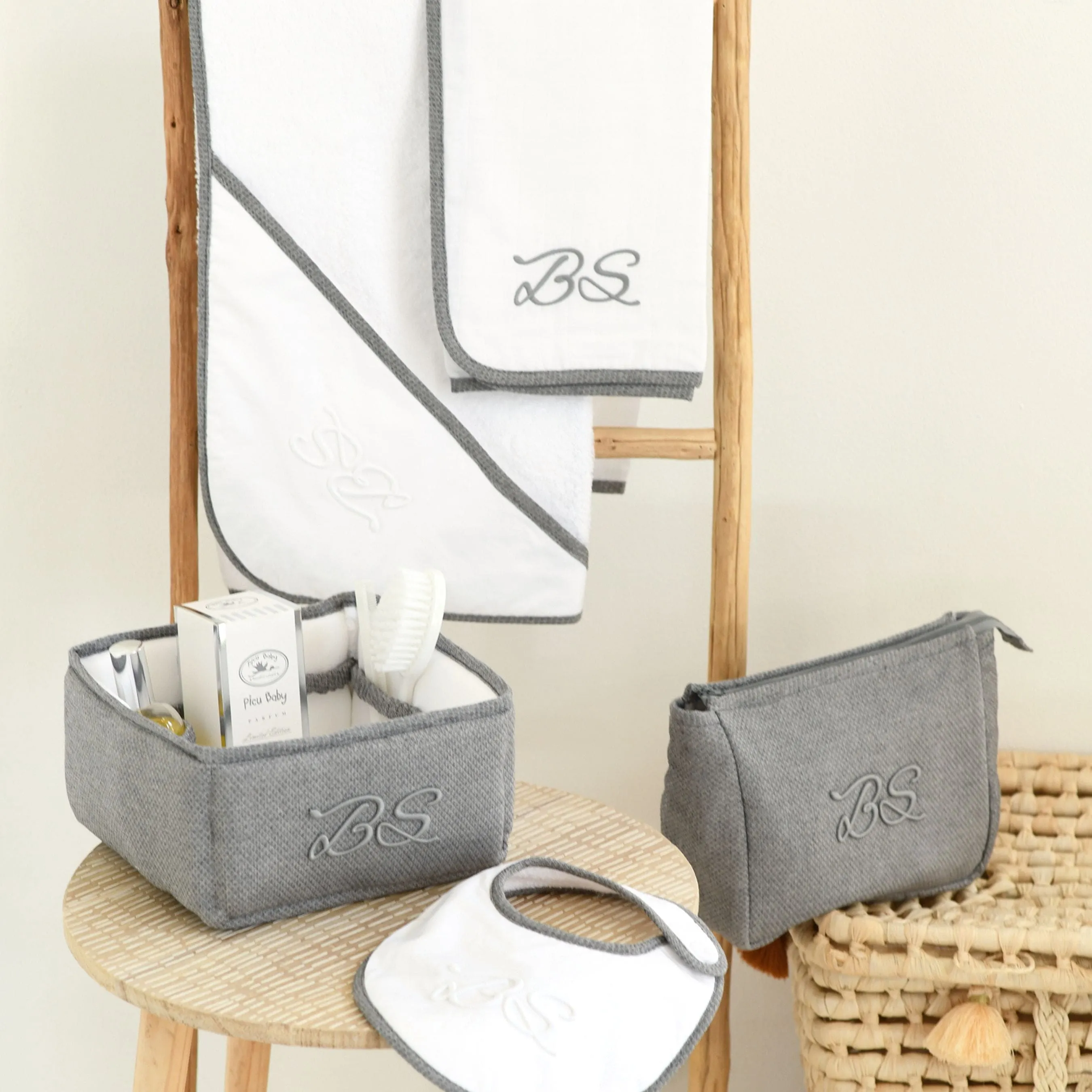 Mon Beau Trousseau | Graue Waschtasche (25cm) Babykids_Bebe-Sweeny
