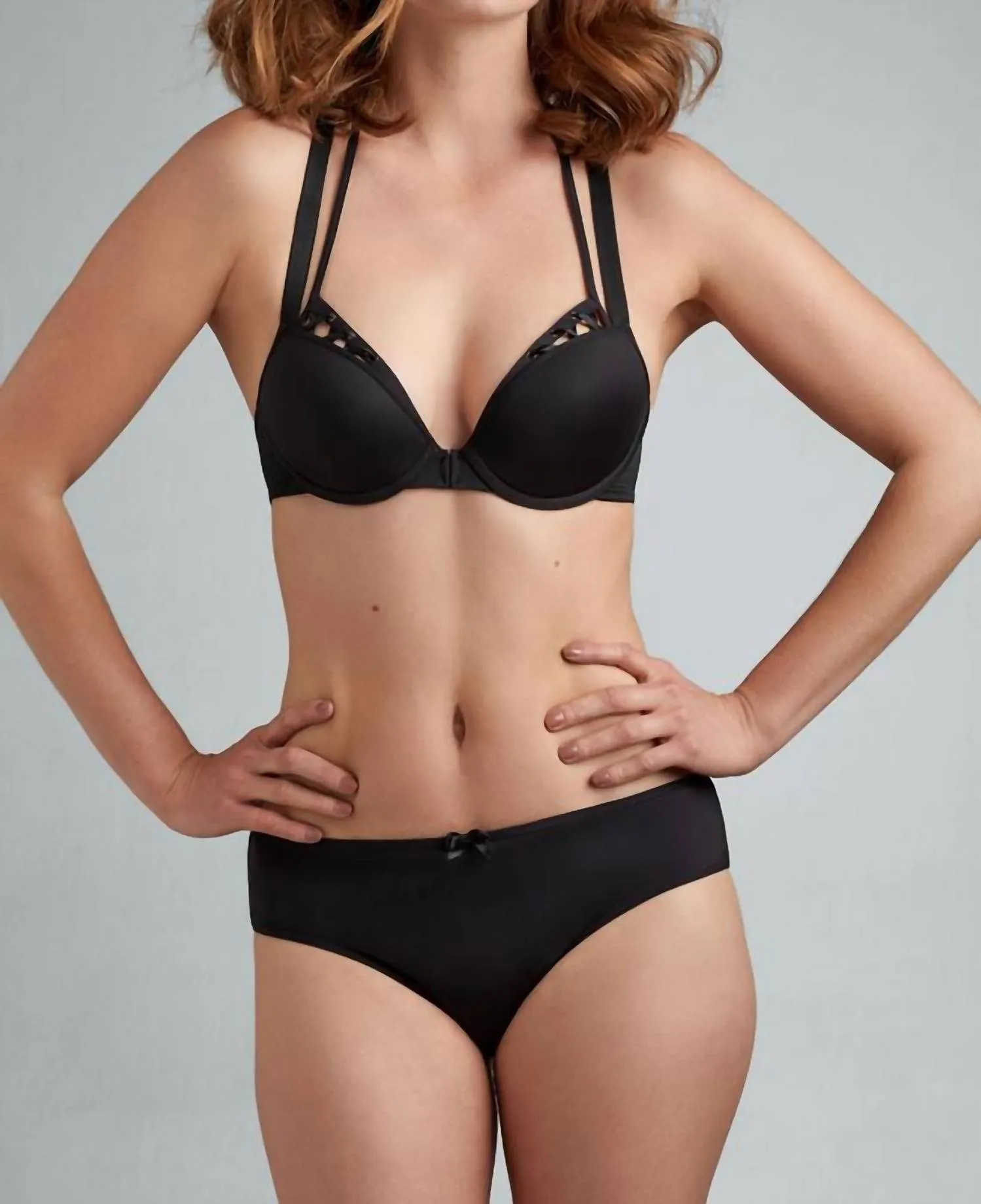 Gepolsterter Plunge-BH in Schwarz