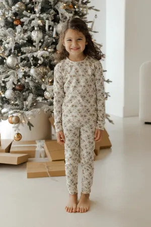 Rylee   Cru Babykids Bio Langarm-Pyjama-Set | Festliche Blumen