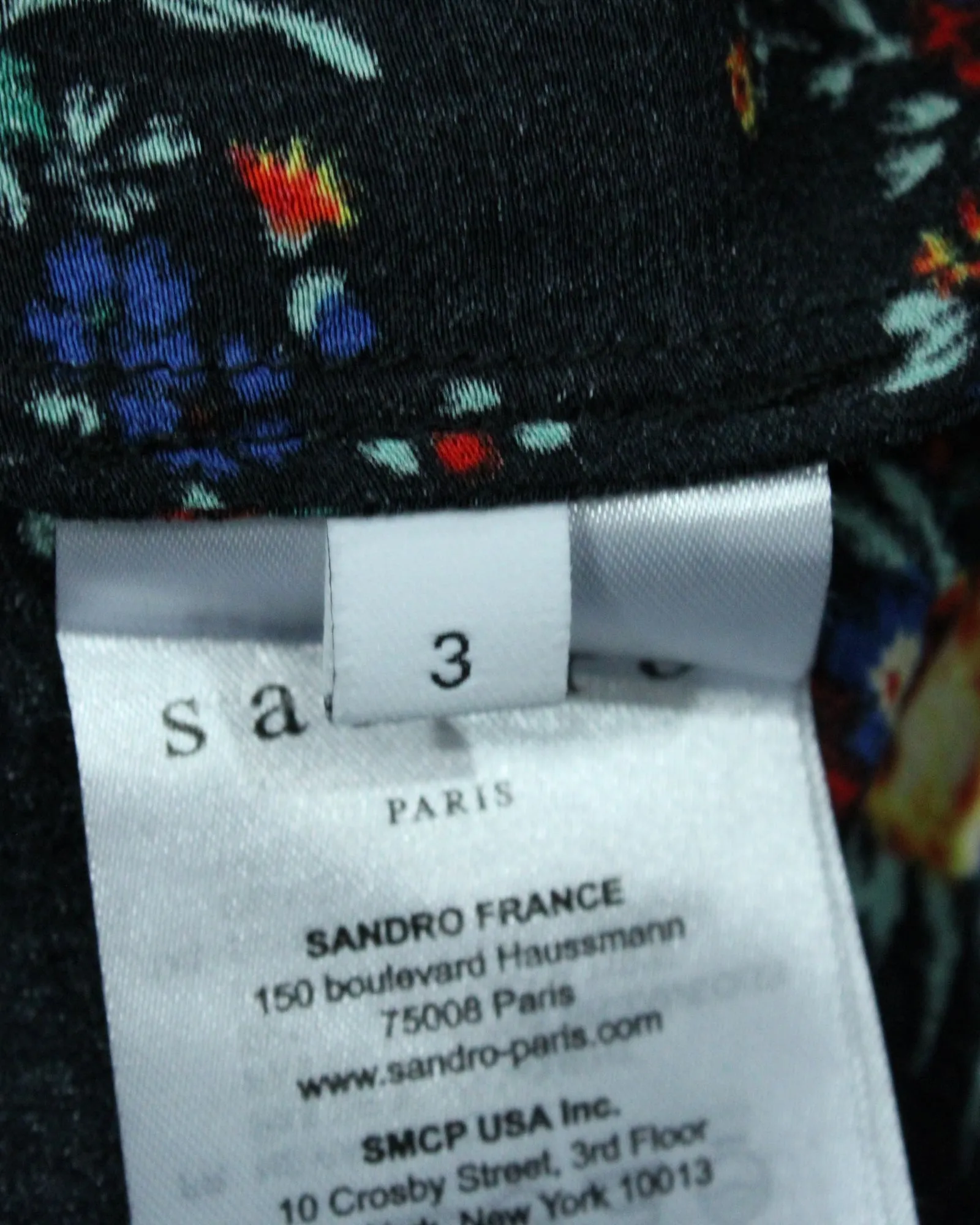 Sandro Asymmetrischer Rock mit Blumenmuster in schwarzer Viskose