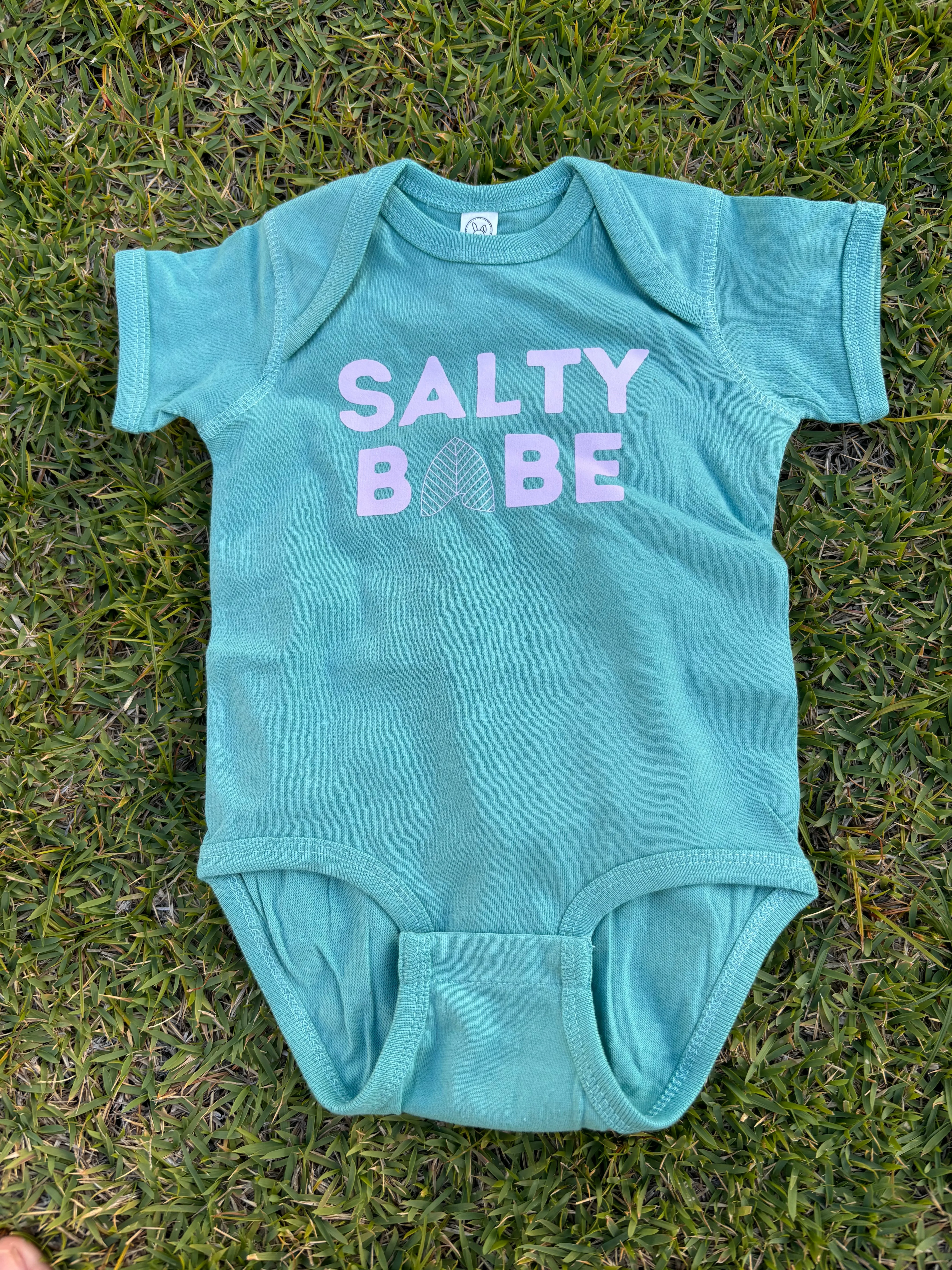 SB Arch Mama & Ich T-Shirts & Bodys- Salzwasser