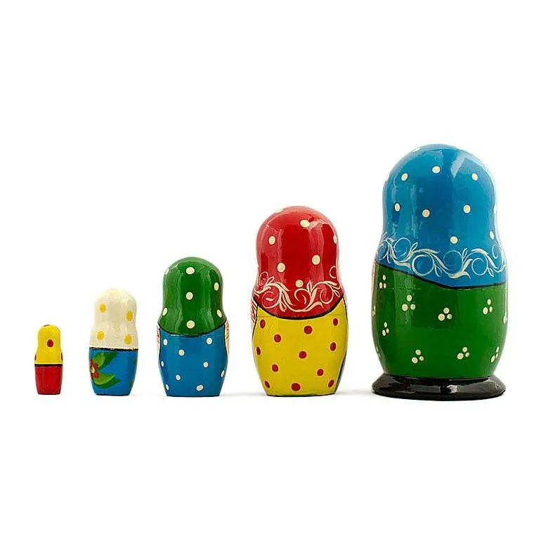 Set aus 5 folkloristischen Mädchen-Matrioschka-Puppen aus Holz, 5,5 Zoll, Babykids_Bestpysanky