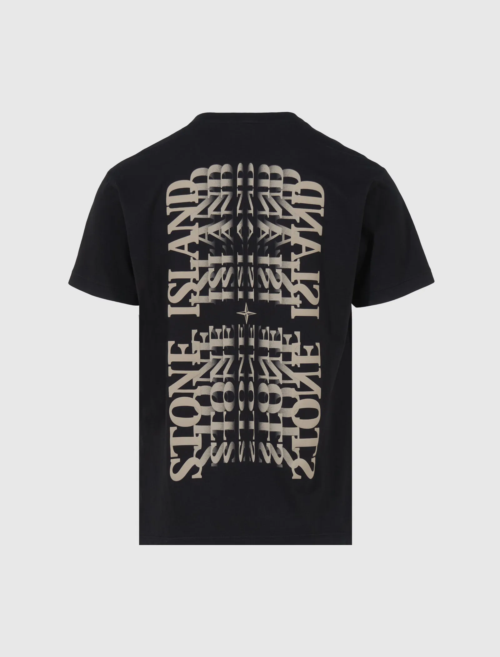 KURZÄRMELIGES T-SHIRT