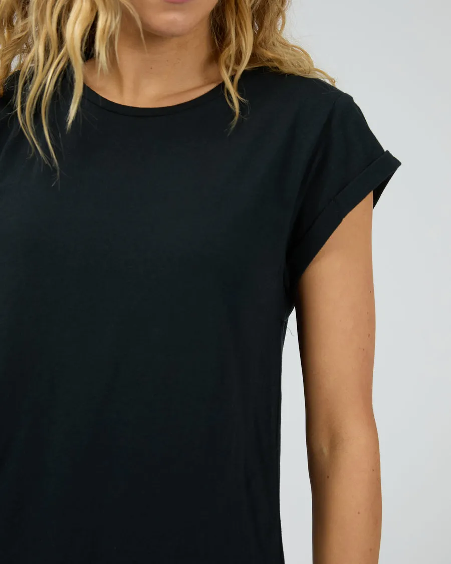 Silent Theory Lucy Tee Schwarz