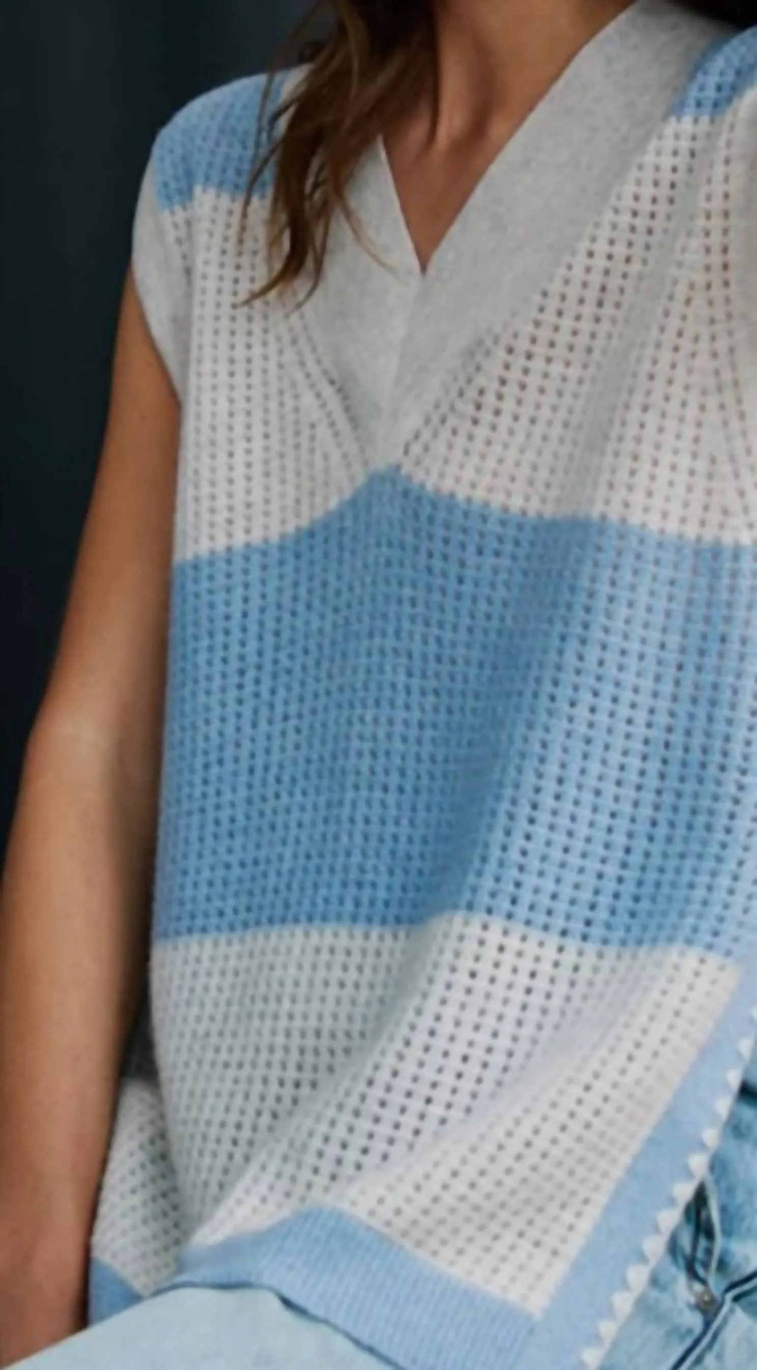 Gestreiftes Mesh-Gilet in Schiefer/Mojave