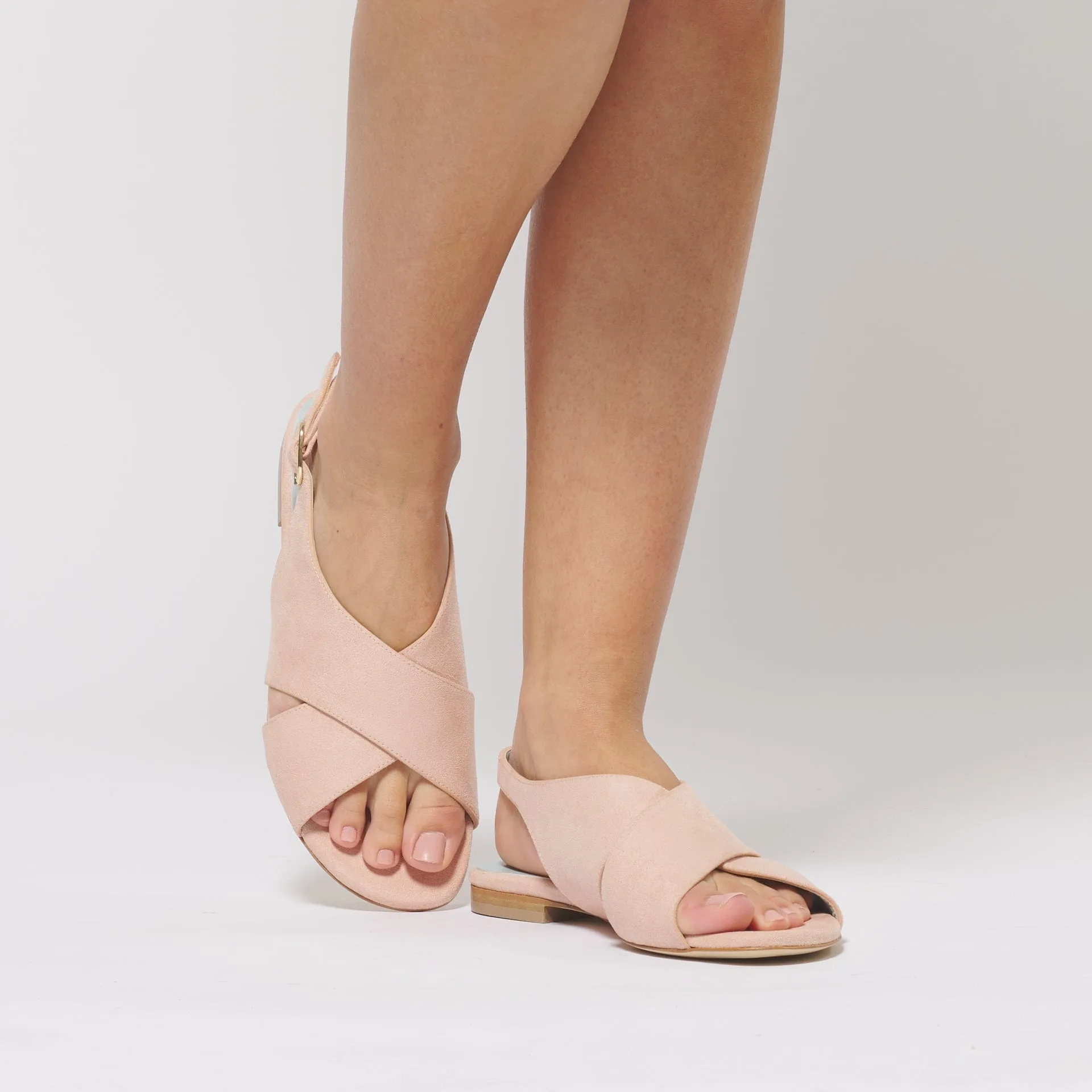 Vegane Wildleder-Crossover-Slingback-Sandalen | Nude