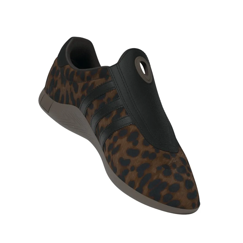 adidas Taekwondo Schuhe für Damen - Farbe: Core Black/Gum5 - Artikelnummer: JS0298