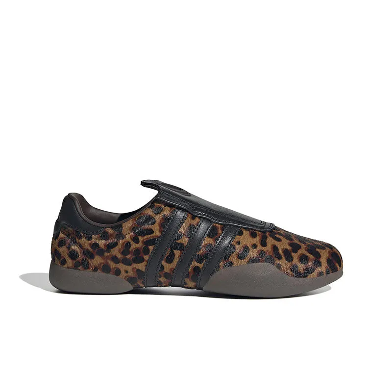 adidas Taekwondo Schuhe für Damen - Farbe: Core Black/Gum5 - Artikelnummer: JS0298