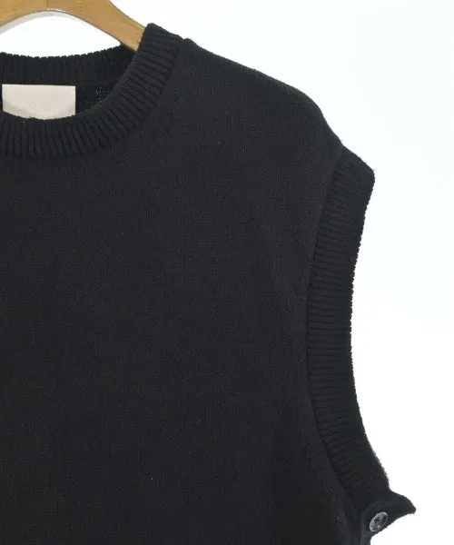 YOKE Pullover