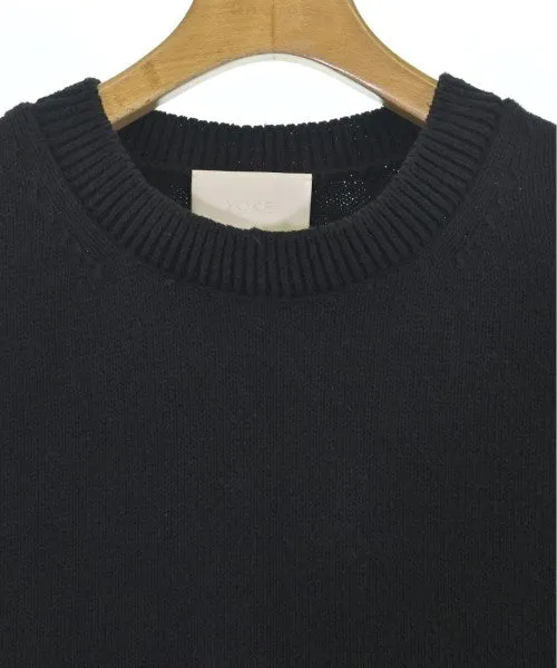 YOKE Pullover