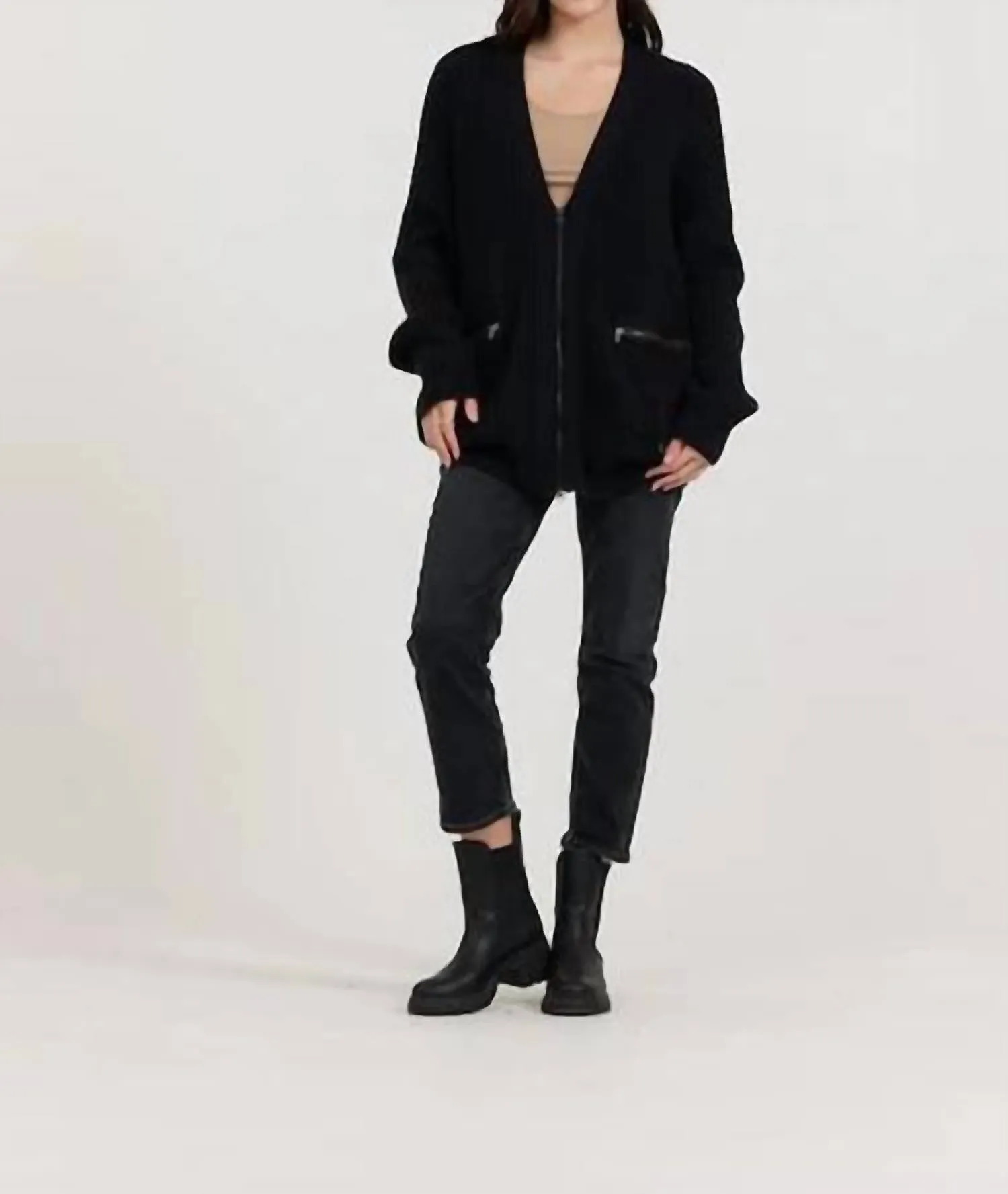 Utility-Cardigan mit Reißverschluss in Schwarz