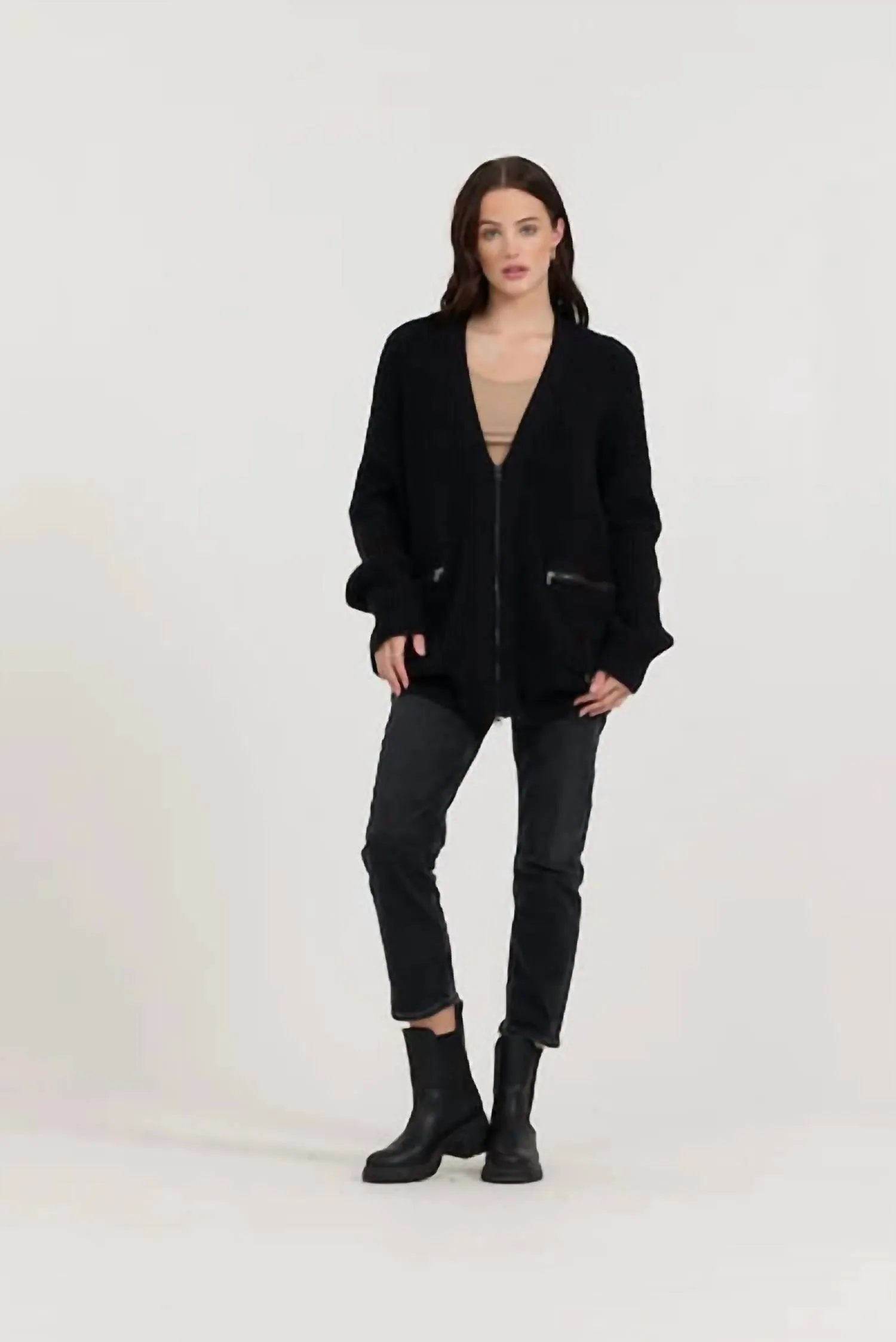 Utility-Cardigan mit Reißverschluss in Schwarz